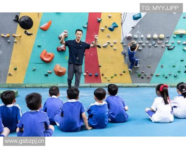 深圳攀岩队的蜕变与挑战：从传统训练到竞技联赛的全新征程